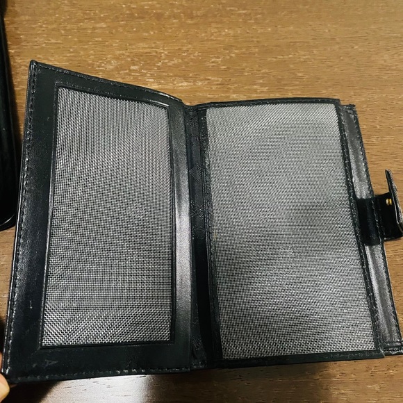 Pre-loved MCM Envelope Sling Pouch - Picture 10 of 10